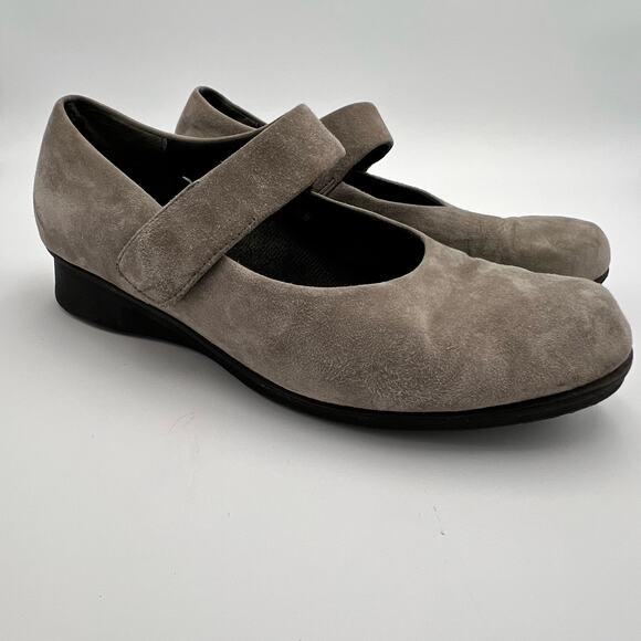 Abeo Ella Maryjane Wedge Shoes Womens 8.5 Gray Suede Leather Comfort Walking - Picture 1 of 10